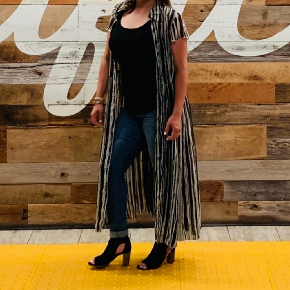 Kathryn Conover Maxi Button Down Kimono dress-sz12